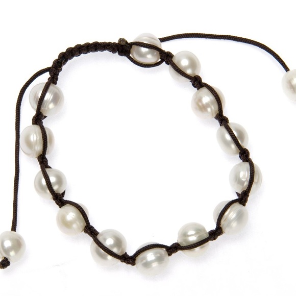 NATURAL PEARL SLIP KNOT BRACELET - Picture 2 of 3